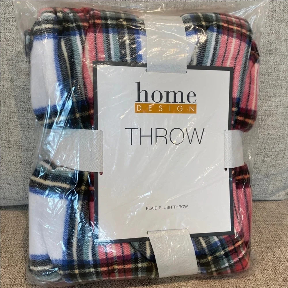 Christmas Plaid Plush Throw Blanket